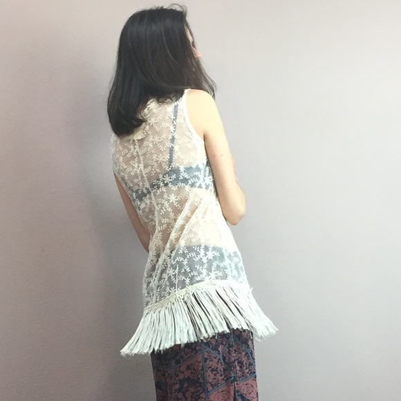 A’reve Tunic Fringed Sleeveless Semi-Sheer Floral - Picture 3 of 5